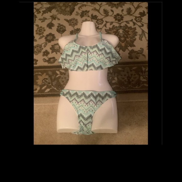 Trillium bikini Mint green black and white ruffle top like new see-threw… - Picture 3 of 10